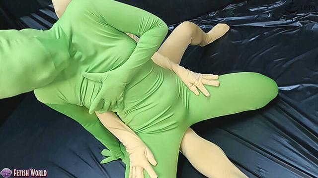 帰ってきた全身タイツレズビアン 1 サンプル画像 6