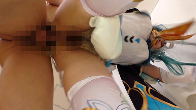 【バスト100センチ爆乳Iカップ低身長155センチ】令和最高ガチ美少女クソ雑魚メスガキレイヤー完全着衣性交覚醒トランス【アヘおほ白目ひん剥き大量イキ潮スプラッシュ】孕ませ種付け子作り生中出しファック 小阪ひまり サンプル画像 12