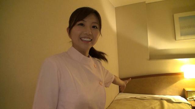 10～15分もあれば必ず発射できる、おしゃぶり上手なえちえちナースのフェラチオ サンプル画像 1