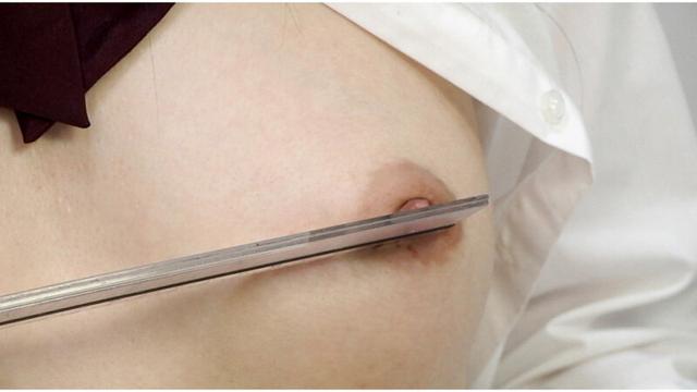 乳首触るクセが止められないのが悩み！私の乳首オナニーの思い出。 サンプル画像 6