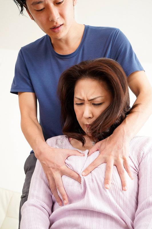 夫の連れ子と不埒な契り 天野るみ サンプル画像 3