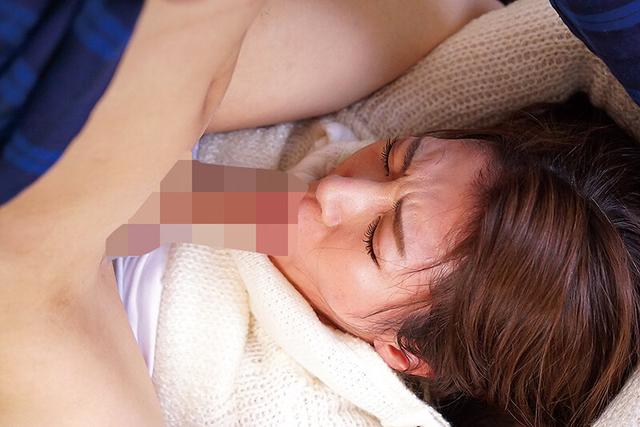 唾液を垂らしてしゃぶる姿がエロすぎる！！フェラチオばかりの動画集 美熟女編27人VOL.02 サンプル画像 2