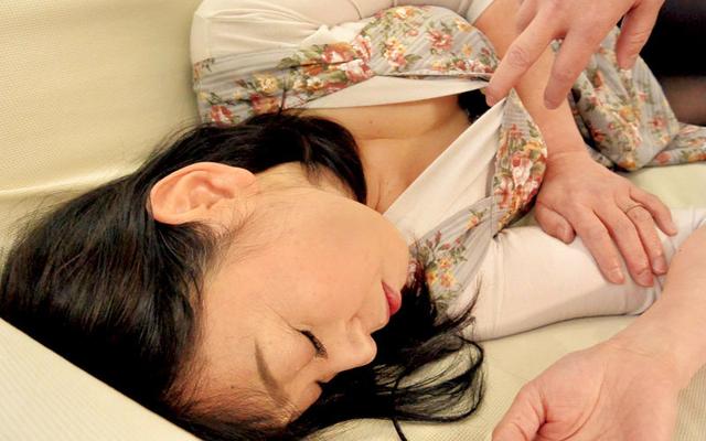 七十路・六十路の濃い色香 もてあます身体 610分 完全盤6枚組 サンプル画像 17