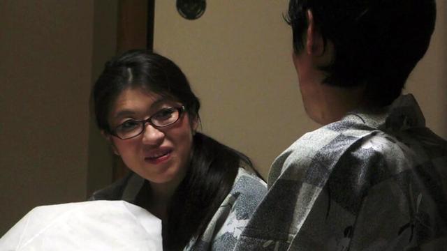 母と息子 二人っきりで温泉旅 2枚組 サンプル画像 9