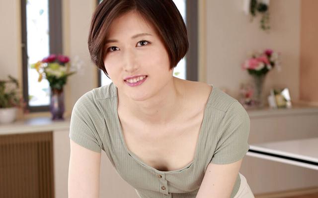 義姉を寝取る 入院した妻の代わりに 家事の世話に来た 欲求不満な嫁の姉と近親中出しSEXできた サンプル画像 14