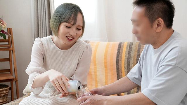 ナンパして連れ込んだらニューハーフ！そして僕のものよりデカチンが… サンプル画像 4