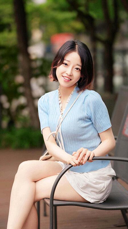 ～韓国の街角から～ 「無料マッサージ体験しませんか？」 韓国美女をナンパしたらむっつりエロすぎた… 美脚がまぶしい隠れドスケベ 現地調達3名ゲット サンプル画像 5