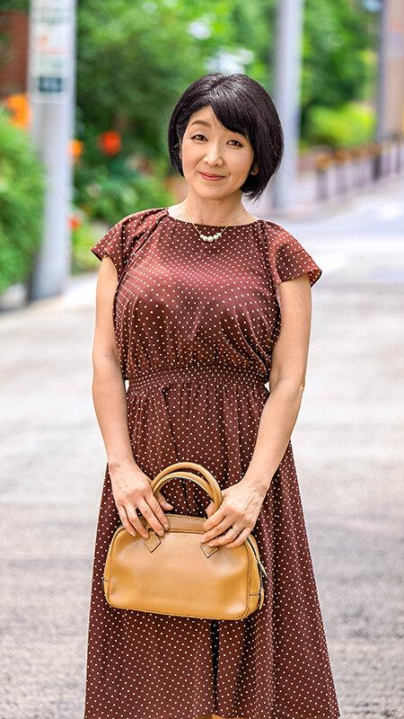 同窓会で憧れだった先生との一夜…【上島美都子】 サンプル画像 5