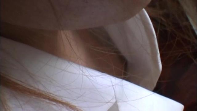 クールビズでスクブラ全開！乳首が見えている今どきJ○盗撮 サンプル画像 5