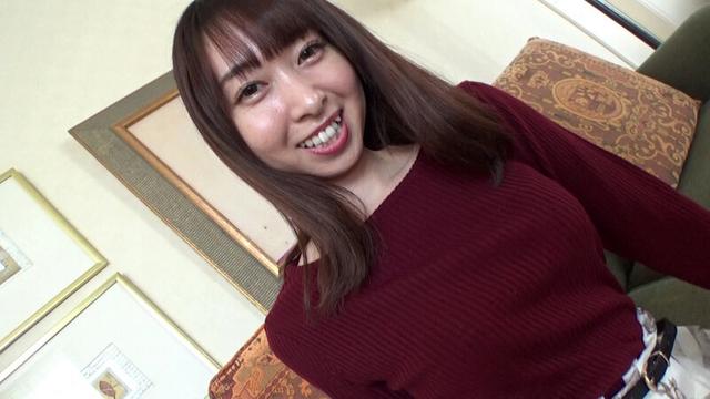 不倫パパ活で性欲を満たす不貞セックス好きの人妻 みらいさん（24）【ちっぱい若妻がオヤジに濃厚ご奉仕からマジイキ！】 堂本未來 サンプル画像 1