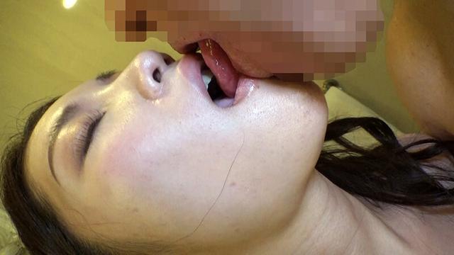 不倫パパ活で性欲を満たす熟れたFカップ人妻 ゆりかさん（34）【むっつりドスケベな上品美人妻と昼間からしっぽりハメ撮り】 桧山ゆりか サンプル画像 1