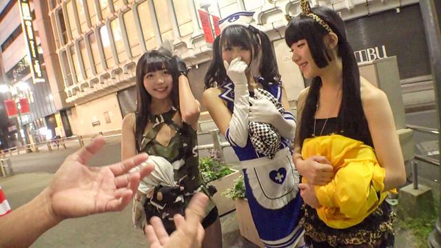 ハロウィン☆ナンパ ～お股ゆるゆるコスプレ女子をハメまくれ！！～ サンプル画像 2