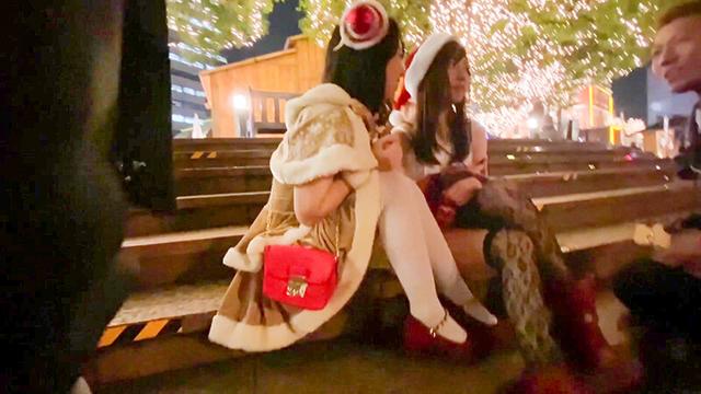 クリスマスナンパ ～聖なる夜にエロコスサンタを大量GET！！～ サンプル画像 2