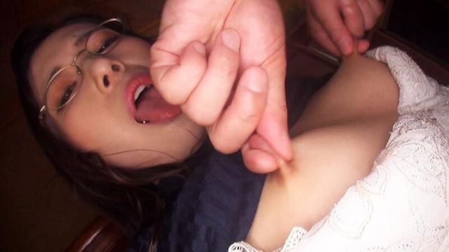 美脚マゾ変態婦人 清水美鈴 サンプル画像 2