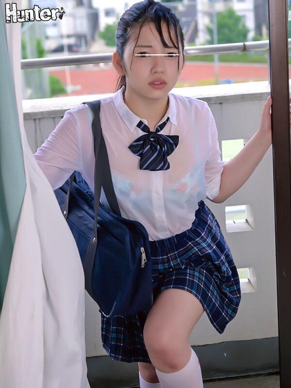 女子校生限定！ブラ透け度200％ ゲリラ豪雨でビショ濡れになった制服女子たちに勃起が止まらず中出しハメ放題BEST16名4時間 サンプル画像 6