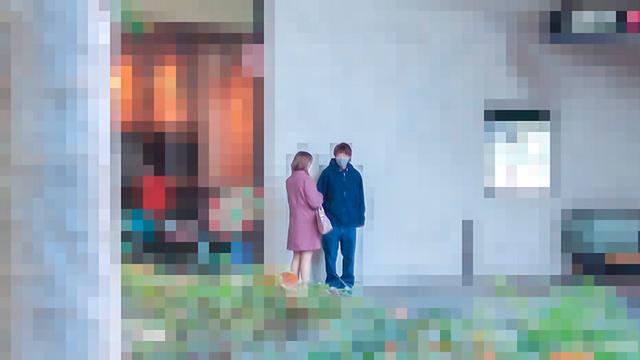 セックス大好き女優がマッチングアプリで至極のセフレ探し！その様子をこっそりついて行ったら…！超スケベセックスが見れた！！ 丹羽すみれ サンプル画像 3