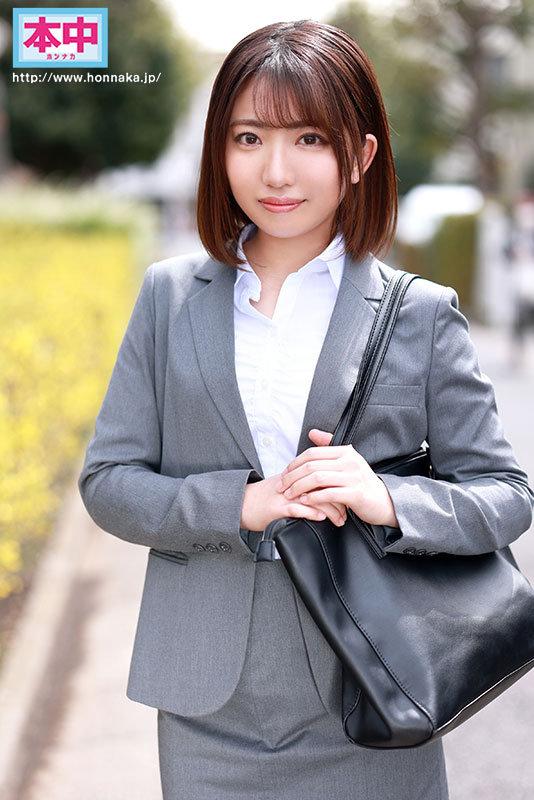 新人 専属 まだ上京3ヶ月の性格めちゃ良い九州美人ちゃん中出しAVデビュー！！ 小宮山奈南 サンプル画像 1