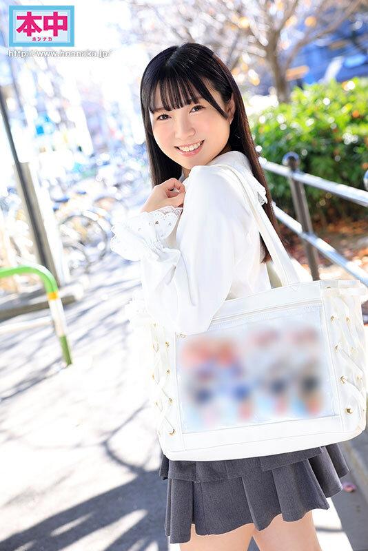 週4で池袋ア●メ●トに通うアニメ・ゲーム BL大好きオタク女子 経験人数は2人だけど二次創作アニメで蓄えた性の知識を活かして中出しAV DEBUT 桜かな サンプル画像 1