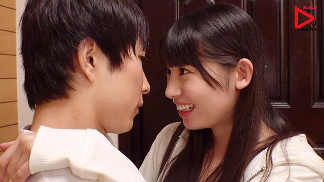 帰省中の彼女が帰ってくるまであと何回デキるかな？彼女が帰ってくるギリギリまでセフレ（彼女の親友）と何度も中出しSEXを楽しんだ 宇流木さらら サンプル画像 1