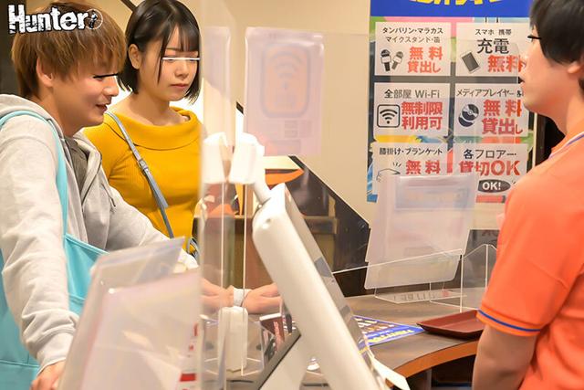 だれとでも定額挿れ放題！カラオケ編 歌い放題！挿れ放題！ルーム料金とは別に月額料金を支払うと、店内の女性ならお客さんだろうが… サンプル画像 2