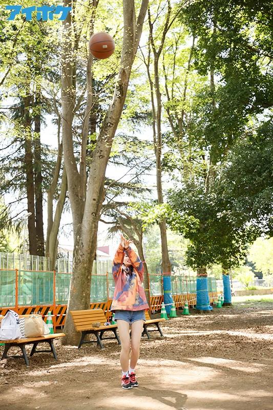 「青春終わらないで」 部活と恋愛に学生生活を捧げた18歳のちょっぴりクールなバスケ美少女AVデビュー 葵爽 サンプル画像 12