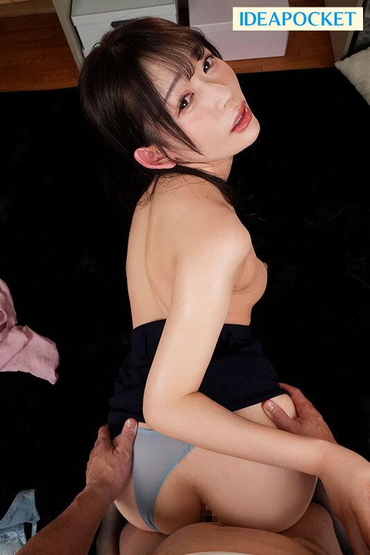 【VR】超高画質8K映像！彼女がいるのに密着ささやき淫語と美脚誘惑でボクを口説いてくるエッチなお姉さん 長尺133分！2SEX！6射精！ 古川ほのか サンプル画像 10
