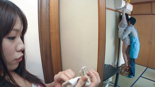 嫁の隣で義母を抱く サンプル画像 3