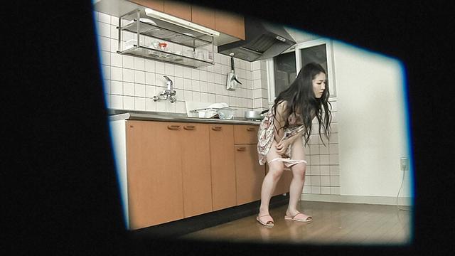 高齢熟女お野菜ピストンオナニー サンプル画像 9
