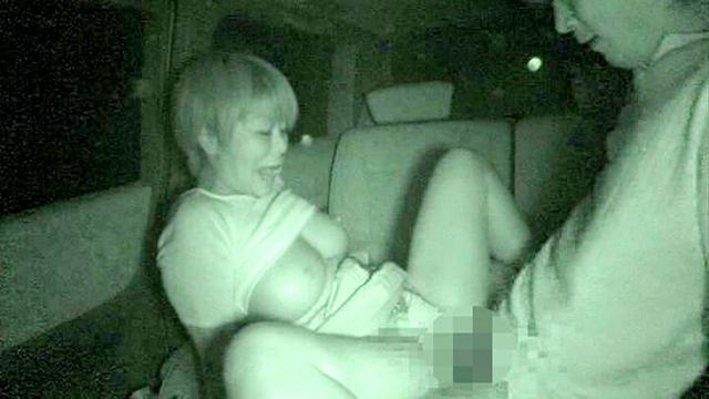 バカ女を車に連れ込みカーセックス隠し撮り4時間12人 サンプル画像 7