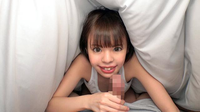 再婚相手の連れ子が無邪気な射精管理してきて限界勃起「ママとのエッチ我慢できたら射精させてあげるね」 ひなたいのり サンプル画像 7