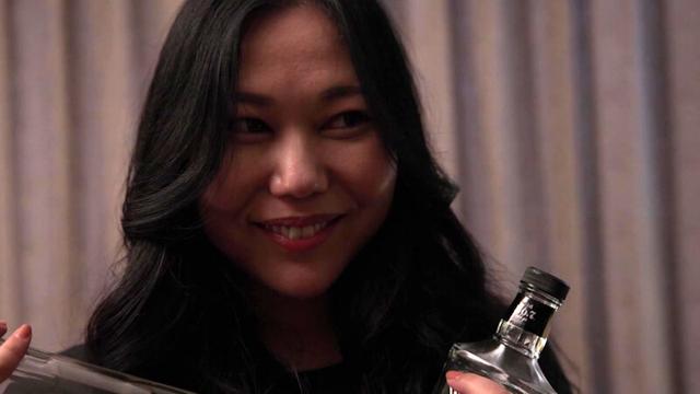 スケベな伯父とまじめな従兄弟を2穴で堪能するド変態姉さん 徳島理子 サンプル画像 9