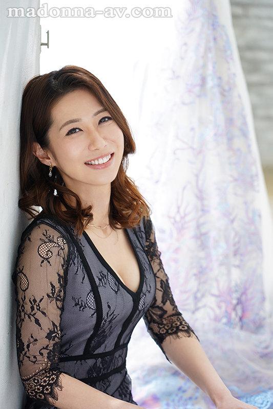 ペニスが好きすぎて挿入したらまるで別人。人妻 長嶋沙央梨34歳 AV Debut サンプル画像 1