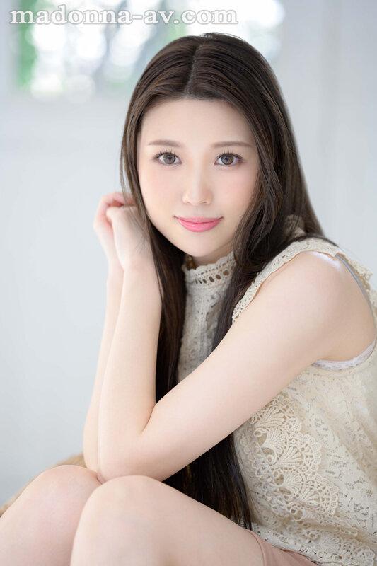 好きになるのに、1秒もかからない美貌と名器―。 才色兼備な現役受付嬢 高坂ニナ 31歳 AV DEBUT サンプル画像 1