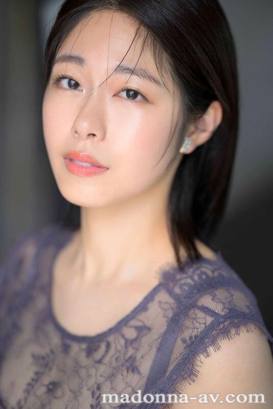 ケダモノの原石 澄河美花 30歳 AV DEBUT 清楚な仮面を脱ぎ捨てて卑猥に輝く性豪新人 サンプル画像 1