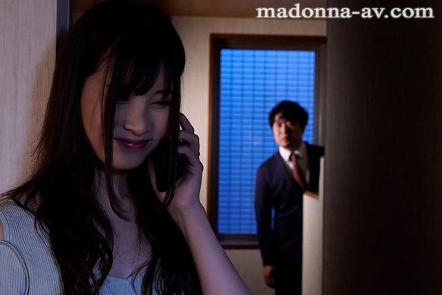 「お前の奥さんに恋人のフリをして欲しいんだ…。」親友に懇願されて最愛の妻を貸し出した僕の最悪な結末…。 松野蘭 サンプル画像 2