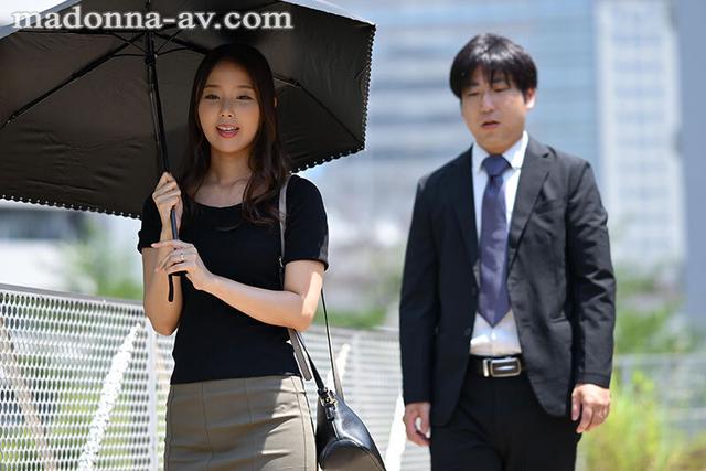 寝取らせ串刺し輪● 愛する妻を深奥まで犯し尽くして下さい―。 市来まひろ サンプル画像 1