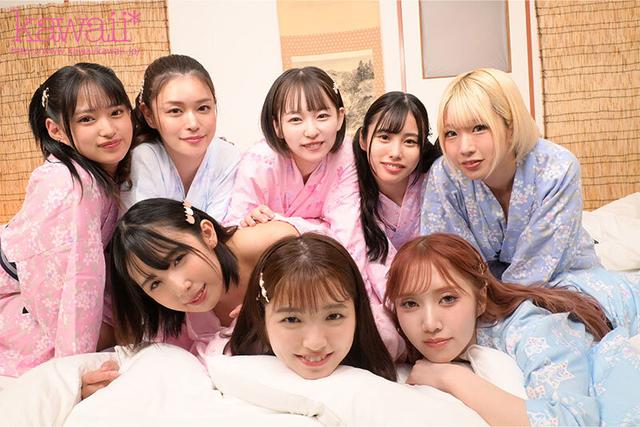 【VR】8KVR×kawaii＊女学院 ＜修学旅行編＞女子校に赴任した僕の完全モテ期！！旅行ハイで性欲が尽きない教え子8人に痴女られ抜かれまくるハーレム逆9P大乱交 西元めいさ、乙アリス、橘メアリー、斎藤あみり、有栖舞衣、渚みつき、千石もなか、倉本すみれ サンプル画像 10