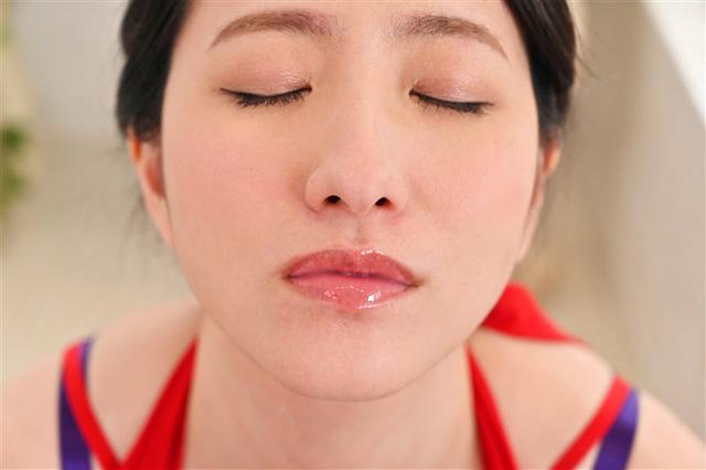 【VR】【時間無制限！発射無制限！】指名率・リピート率No1の【Icup神乳泡姫による極上すぎるご奉仕！】献身フェラ・爆乳パイズリ・生ハメSEXでアクメ連発＆5発射【口内射精・挟射・中出し3発】ゴムNG！子作り孕ませOK！高級ソープ 水川かえで サンプル画像 2