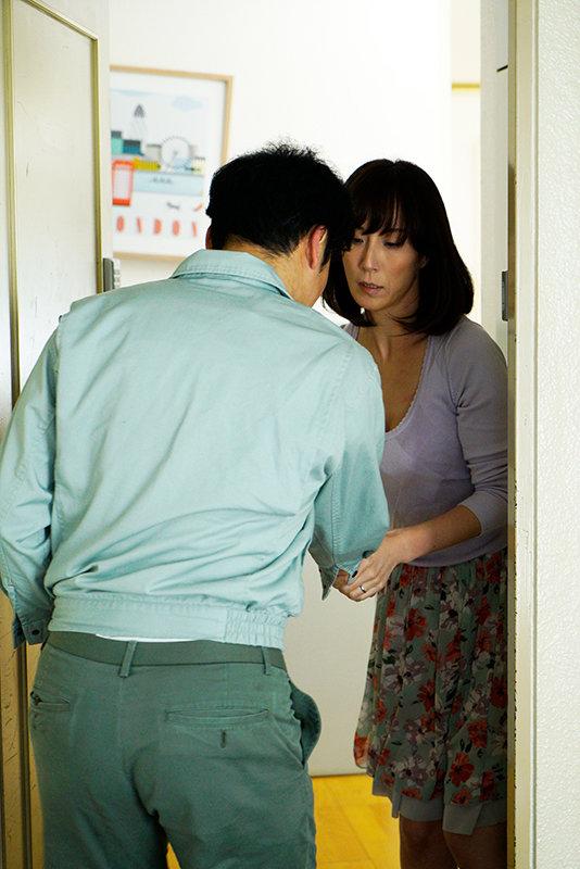 他人棒で性欲を満たす淫乱妻たち 4時間 サンプル画像 16