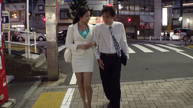 女上司は乳首がお好き！乳首いじりが大好きな女上司のチクハラ射精オフィス ボクの女上司:さくらさん 岬さくら サンプル画像 13