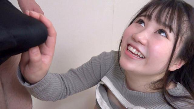 「はじめまして。茨城の田舎っぺ巨乳ちゃんだっぺよー（笑）」桃井みゆう サンプル画像 8