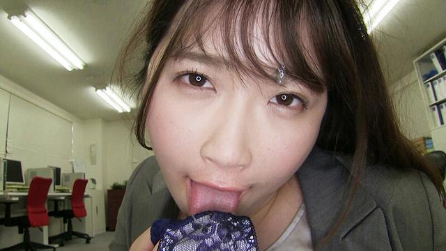 総勢11名の豊満OLがパツパツブラウス弾けて爆乳ユッサユッサ揺らしまくり！ 肉感！OL倶楽部13タイトル一気見総集編 サンプル画像 10