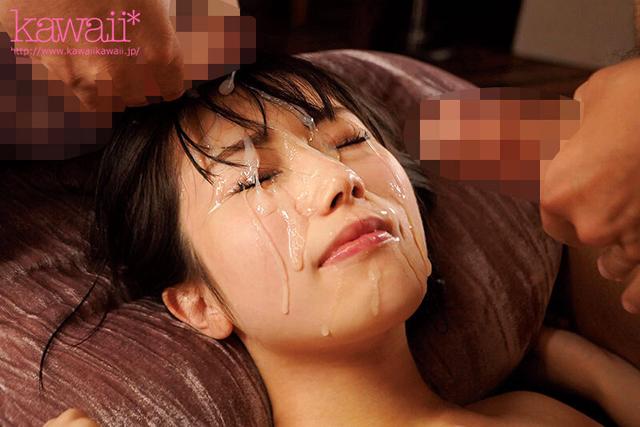 ひたすら美少女の顔射159連発 kawaii*史上最高射精数！顔射ソムリエ厳選！初心で可愛い顔をぐっちょぐちょに汚し放題 サンプル画像 10