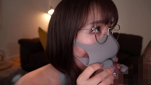 マスクをつけることを条件に感度ビンビンの巨乳な従順マ〇コとゴムを付けずにハメ撮り種付け性交 サンプル画像 2