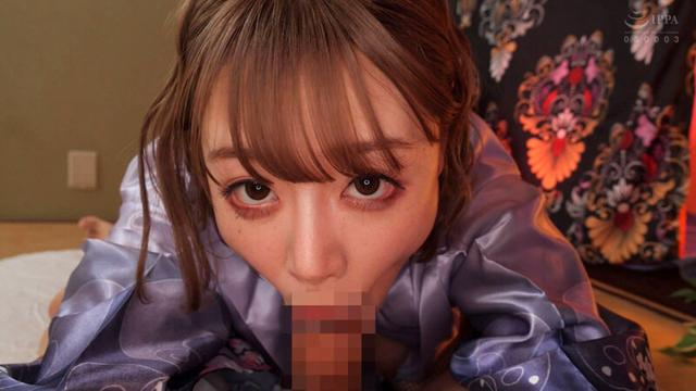 チ〇ポをしゃぶり尽くして離さない！ド痴女達の爆ヌキフェラ計50人50射精240分！！！ サンプル画像 11