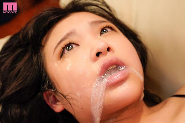 清楚の皮をかぶった隠れド変態ちゃん 本当のわたしグッチャグチャ喉ボコデビュー！ 海野いくら サンプル画像 10