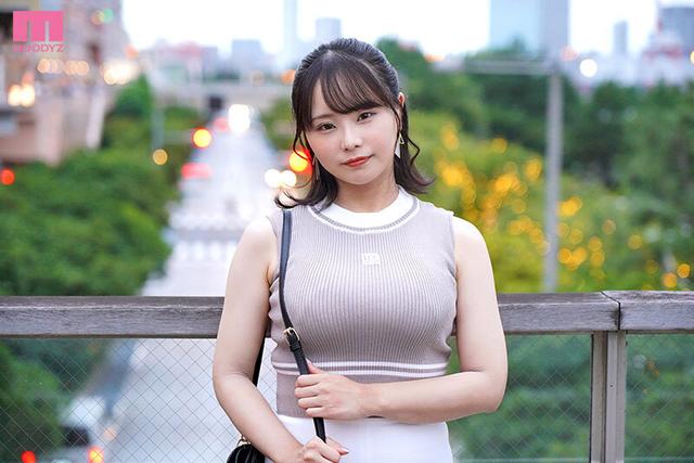 人気子役だったあの子がAVデビューしてもう5年 甘ラブ乳もみデート 成長しきったHcup着衣巨乳で勃起を誘い発情したら即、ホテル！ 中山ふみか サンプル画像 2