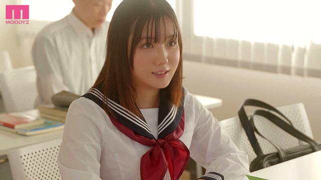 先生に見てほしいから… 巨乳教え子のおっぱいモロ見せからかいノーブラ誘惑に堕ちパイズリ求愛で狂った校内淫交 小鈴みかん サンプル画像 9