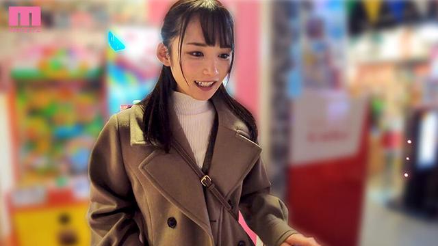 生まれて初めてのお泊りデート 初めて男性と外で手を繋いで、野外でキスして、その後、時を忘れて絡み合う 濃密セックス 宮崎千尋 サンプル画像 2