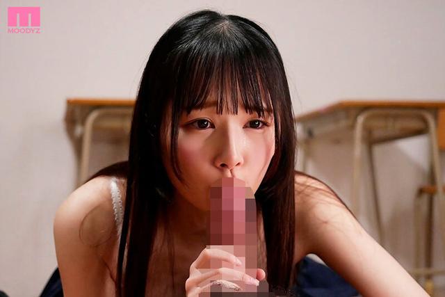 地味で無口な文学少女とセックス漬け。初恋に溺れてぐちゃぐちゃに犯●れた放課後 宮崎千尋 弥生みづき サンプル画像 5